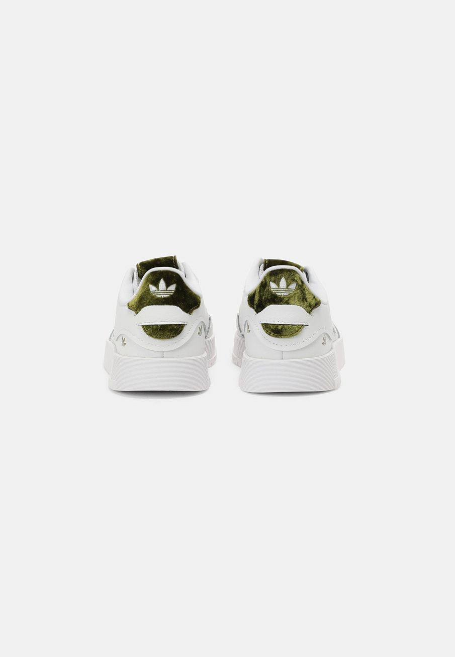 Фото № 3 с приближением к товару «‎Adidas Supercourt XX »