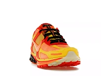 Фото № 1 с приближением к товару «‎Nike Zoom Vomero 5 Doernbecher»