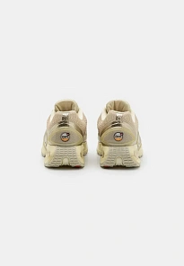 Фото № 3 с приближением к товару «‎AIR MAX DN»