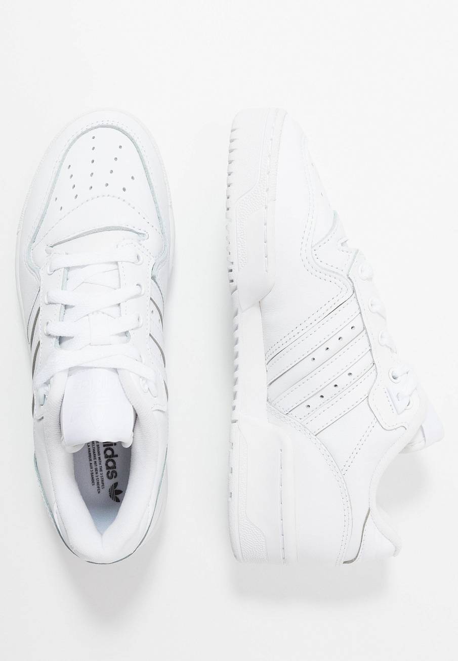 Фото № 4 с приближением к товару «‎Adidas Rivalry »