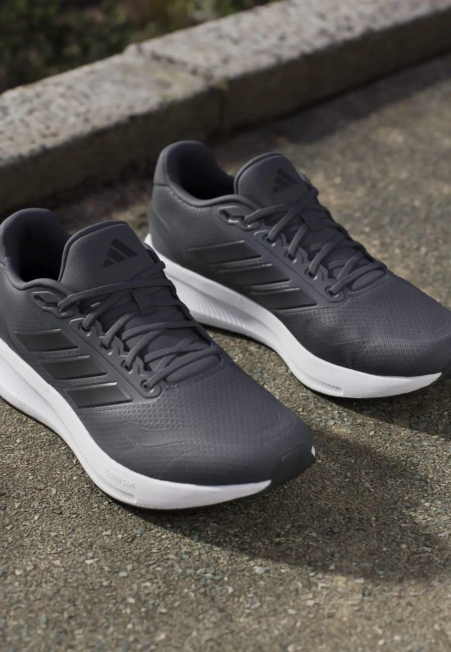 Фото № 3 с приближением к товару «‎RUNFALCON 5»