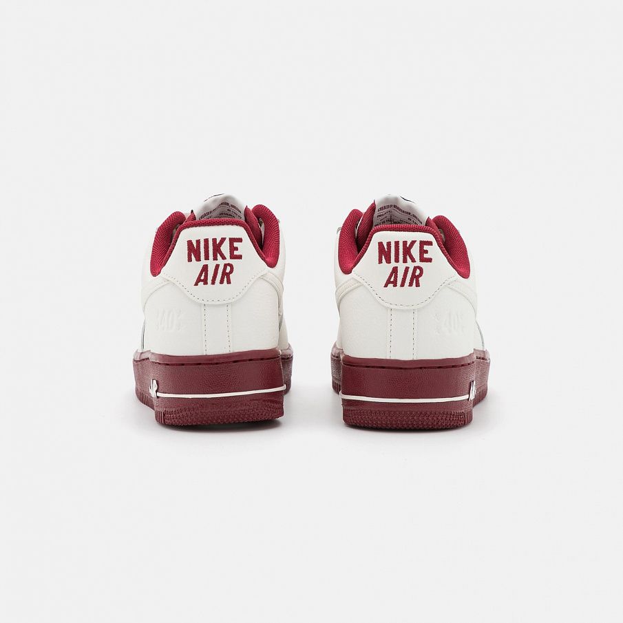 Фото № 3 с приближением к товару «‎Nike Wmns Air Force 1 07 SE Xcat »