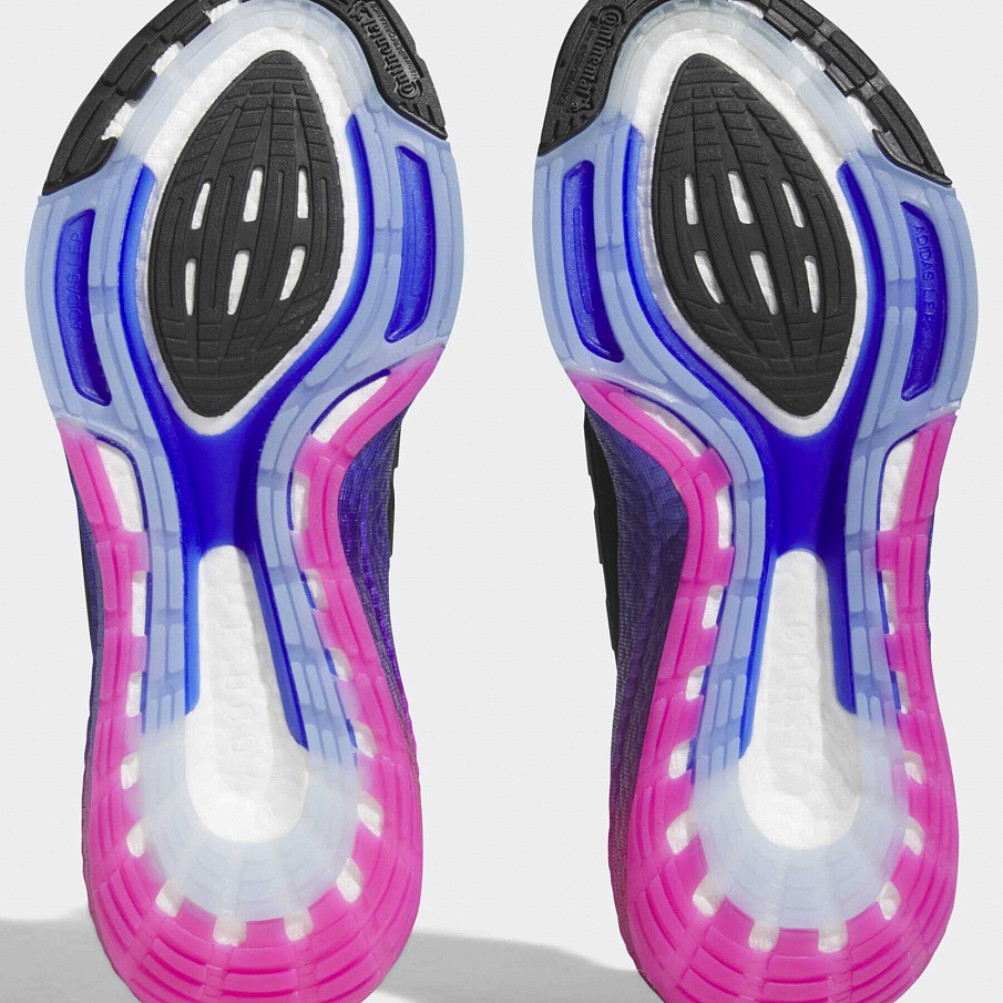 Фото № 5 с приближением к товару «‎Adidas Ultraboost»