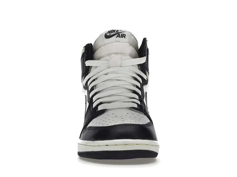 Фото № 2 с приближением к товару «‎Jordan 1 OG White Black (1985)»
