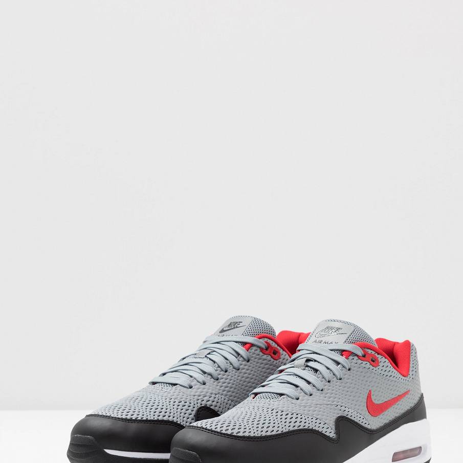 Фото № 3 с приближением к товару «‎Nike Air Max 1 G»