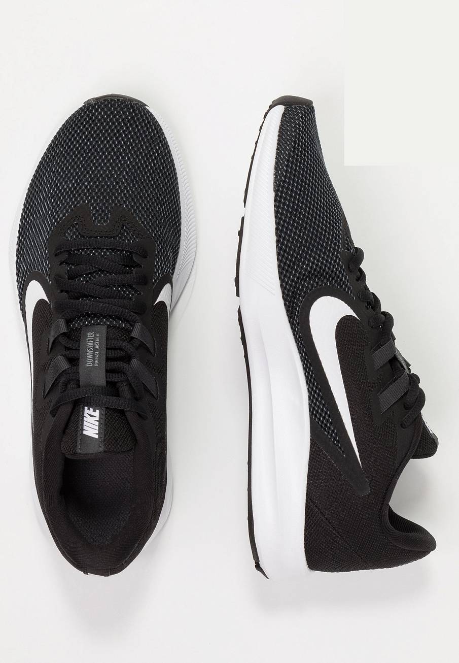 Фото № 2 с приближением к товару «‎Nike Downshifter»