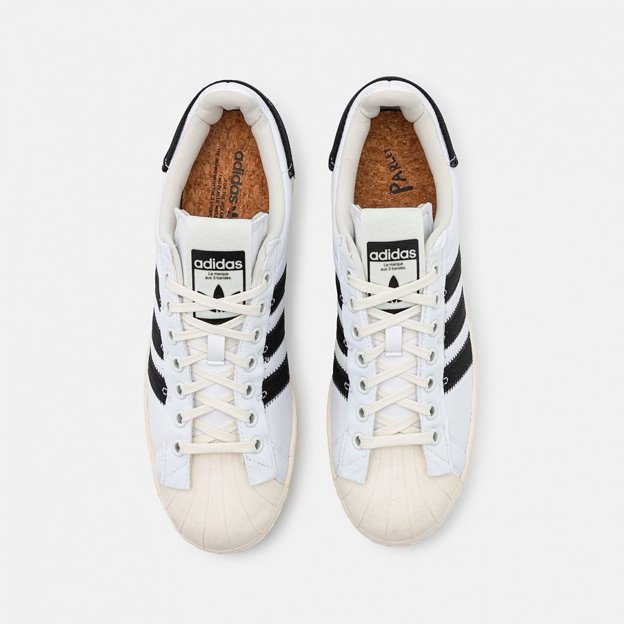 Фото № 4 с приближением к товару «‎Adidas Superstar Parley »