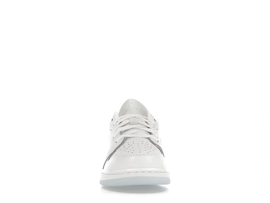 Фото № 2 с приближением к товару «‎Jordan 1 Low SE»
