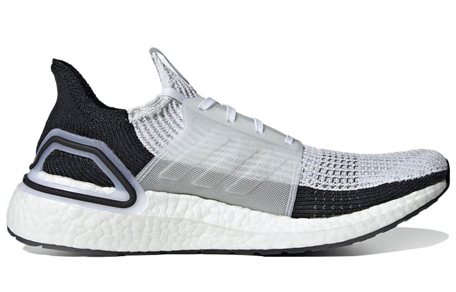 Фото № 2 с приближением к товару «‎adidas Ultra Boost 2019 Panda»