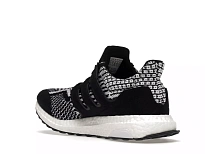 Фото № 6 с приближением к товару «‎adidas Ultra Boost 5.0 DNA Oreo»