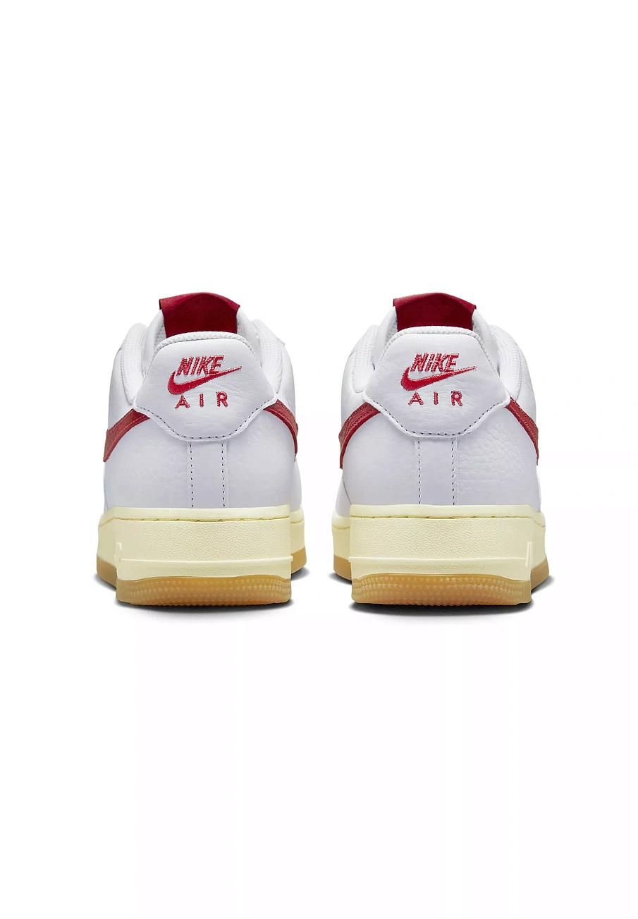 Фото № 2 с приближением к товару «‎AIR FORCE 1 07»
