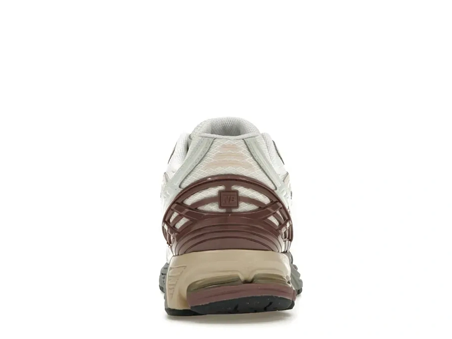 Фото № 4 с приближением к товару «‎New Balance 1906D»