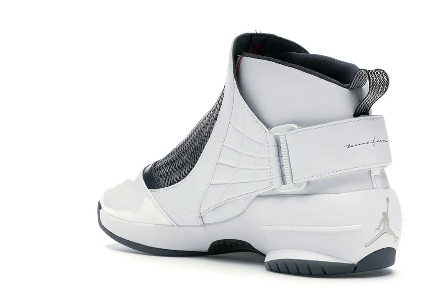 Фото № 6 с приближением к товару «‎Jordan 19 OG Chrome»