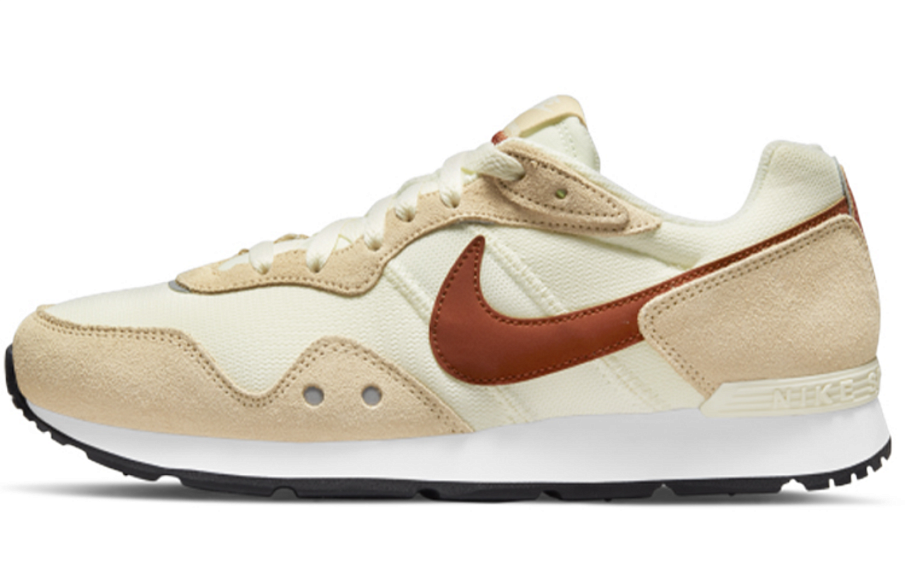 Фото № 1 с приближением к товару «‎Nike Wmns Venture Runner Wide 'Coconut Milk' Coconut MilkRugged Orange»
