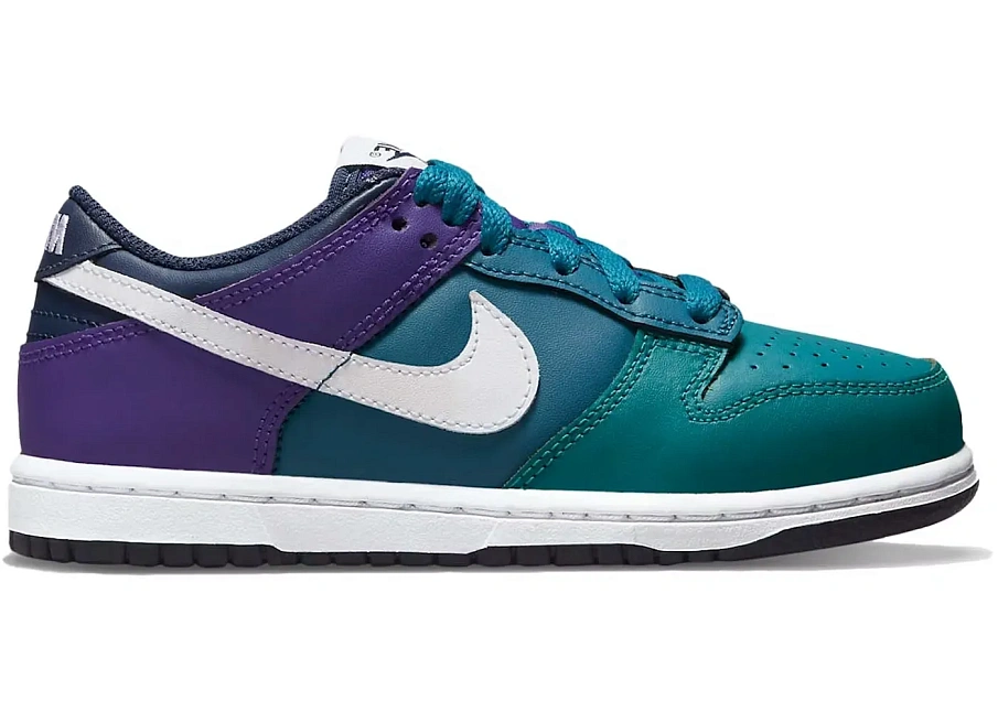 Фото № 1 с приближением к товару «‎Nike Dunk Low»