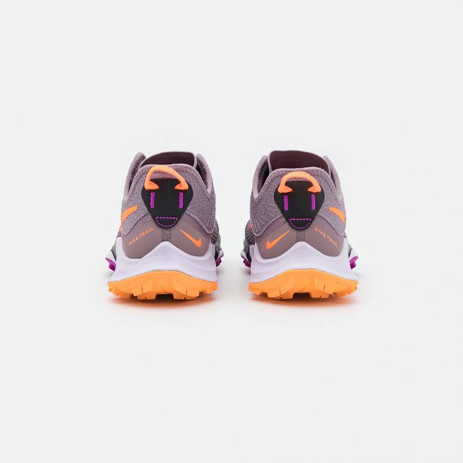 Фото № 3 с приближением к товару «‎Nike W Air Zoom Terra Kiger 8»