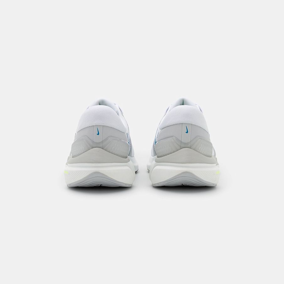 Фото № 3 с приближением к товару «‎Nike Air Zoom Vomero 16 »