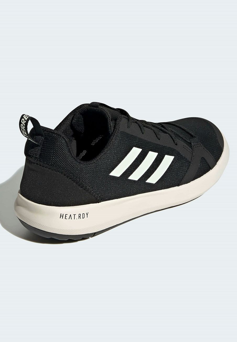 Фото № 4 с приближением к товару «‎Adidas Terrex Boat»