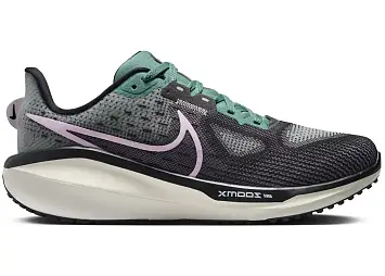 Nike Vomero 17