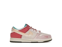 Фото № 1 с приближением к товару «‎Nike Dunk Low»