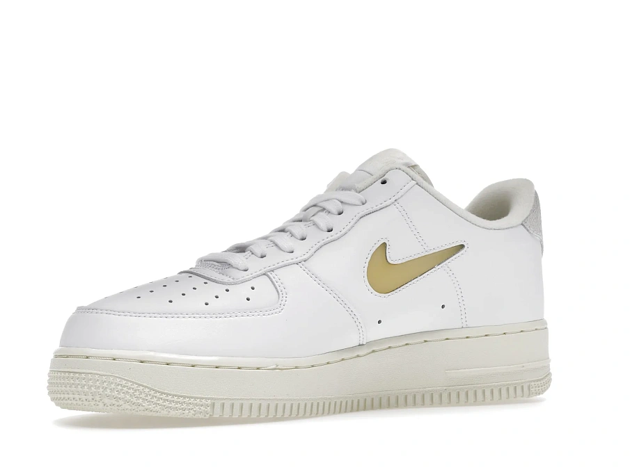 Фото № 4 с приближением к товару «‎Nike Air Force 1 Low 07 Jewel Pale Vanilla»