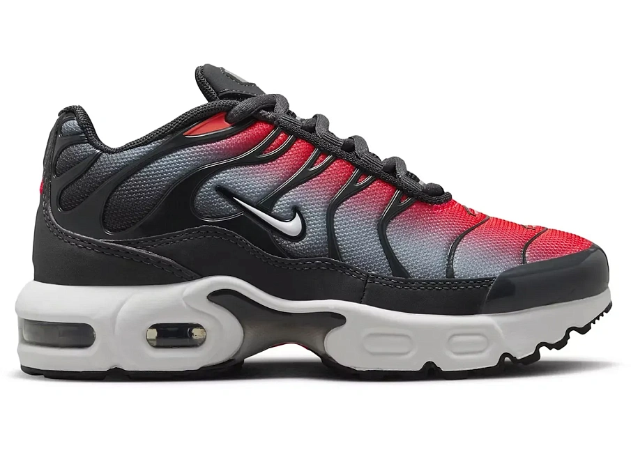 Фото № 1 с приближением к товару «‎Nike Air Max Plus»