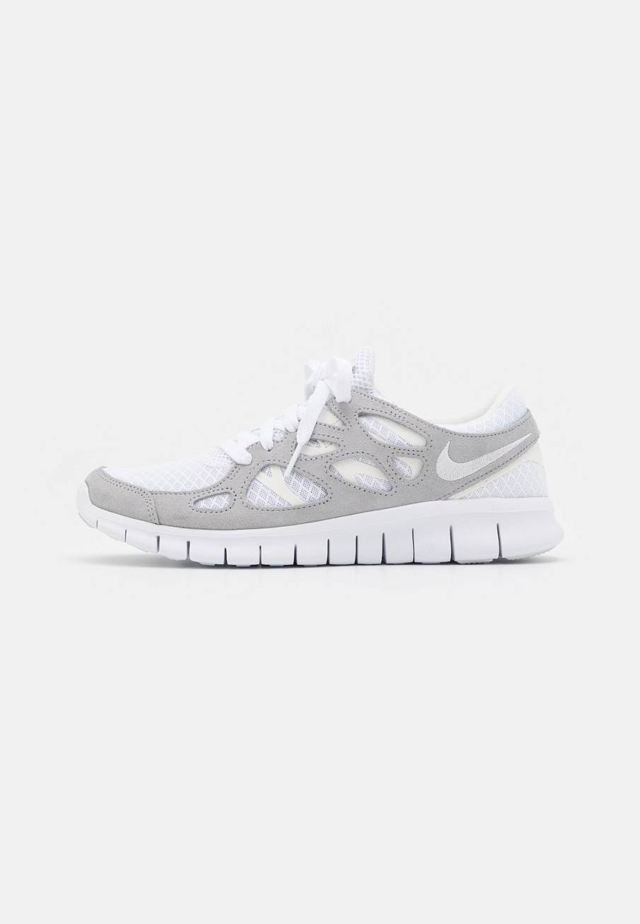 Фото № 1 с приближением к товару «‎Nike Free 2 »