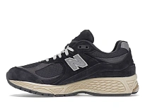 Фото № 3 с приближением к товару «‎New Balance 2002R»