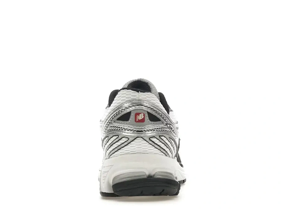 Фото № 4 с приближением к товару «‎New Balance 860v2»
