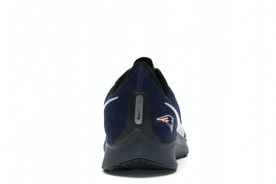 Фото № 4 с приближением к товару «‎Nike Air Zoom Pegasus 36 New England Patriots»