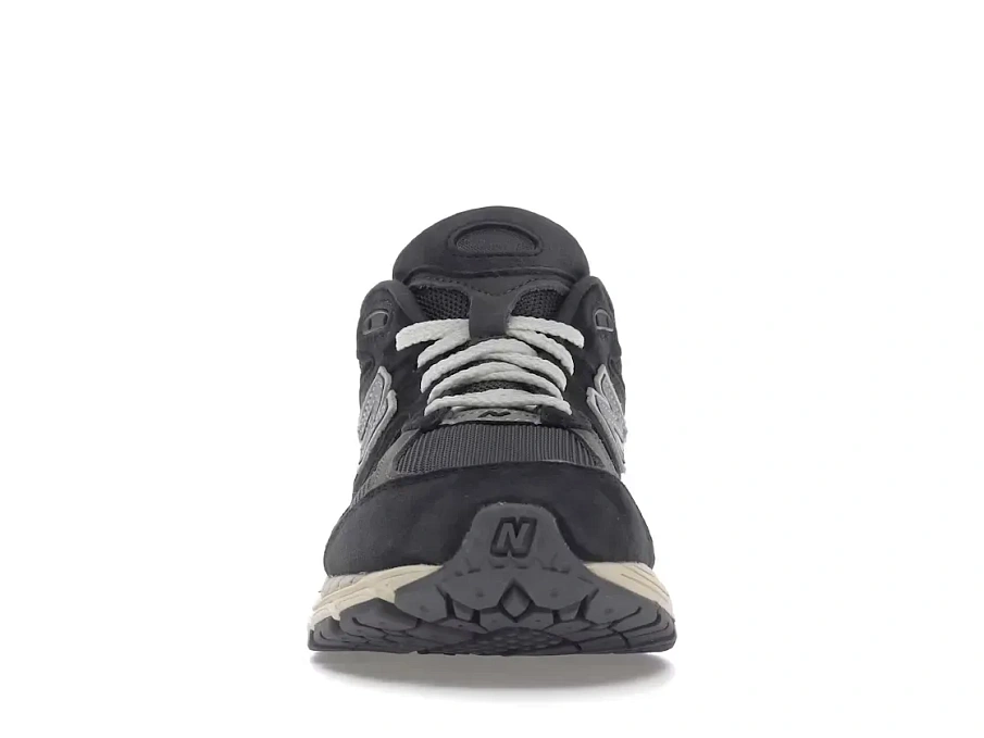 Фото № 2 с приближением к товару «‎New Balance 2002R»