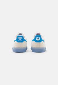 Фото № 3 с приближением к товару «‎Adidas Disney Star Wars Stan Smith Shoes »