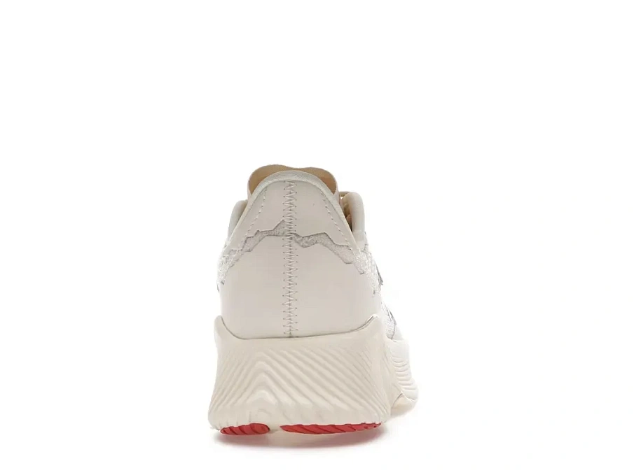 Фото № 4 с приближением к товару «‎New Balance FuelCell RC Elite v2 SI»