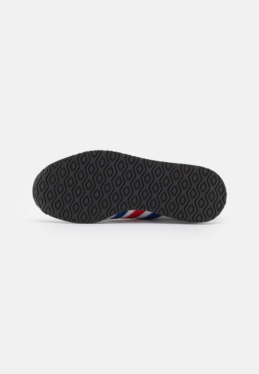 Фото № 5 с приближением к товару «‎Adidas Usa 84 »