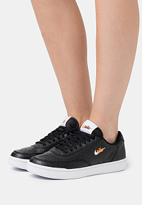 Фото № 2 с приближением к товару «‎Nike Court Vintage Prm »