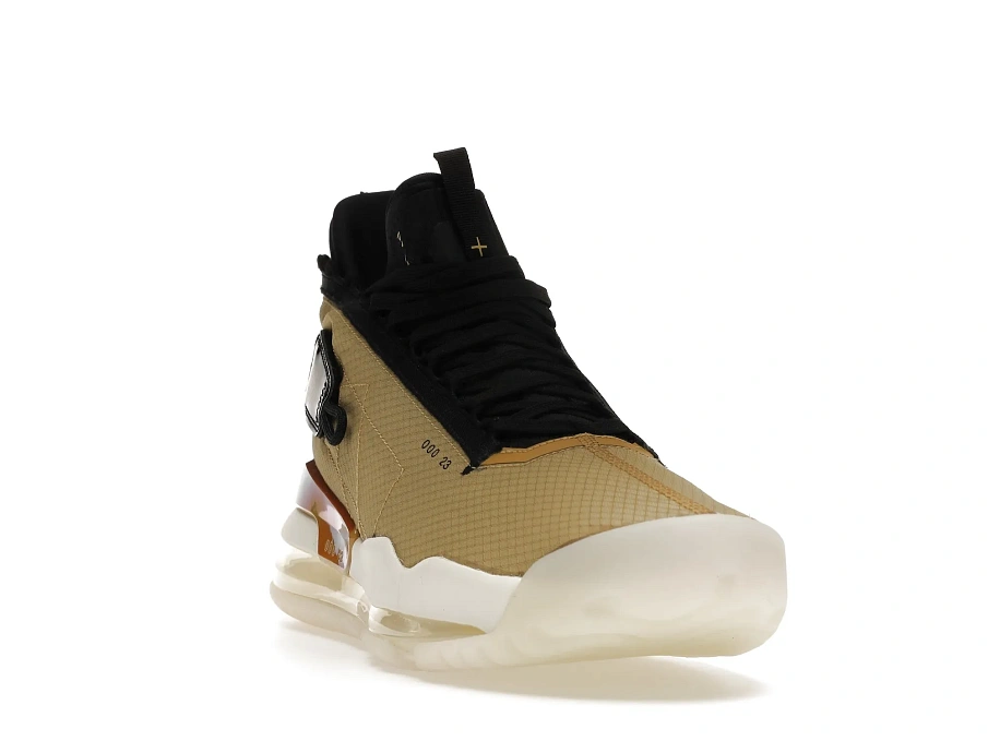 Фото № 4 с приближением к товару «‎Jordan Proto Max 720 Club Gold»