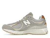 Фото № 3 с приближением к товару «‎New Balance 2002R»