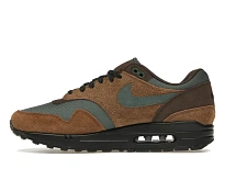 Фото № 3 с приближением к товару «‎Nike Air Max 1»