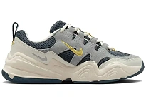 Фото № 1 с приближением к товару «‎Nike Tech Hera»
