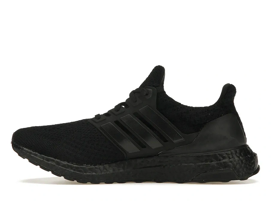 Фото № 3 с приближением к товару «‎adidas Ultra Boost 5.0 DNA Triple Black »