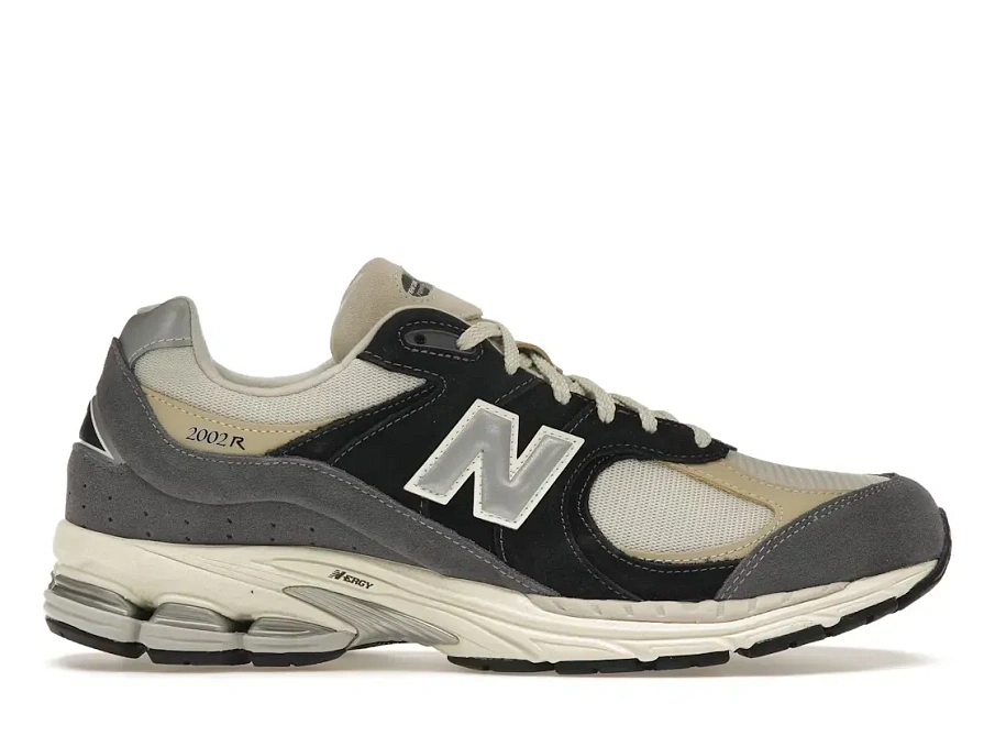 Фото № 1 с приближением к товару «‎New Balance 2002R»