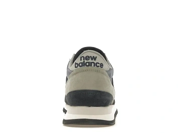 New Balance 730 - 4