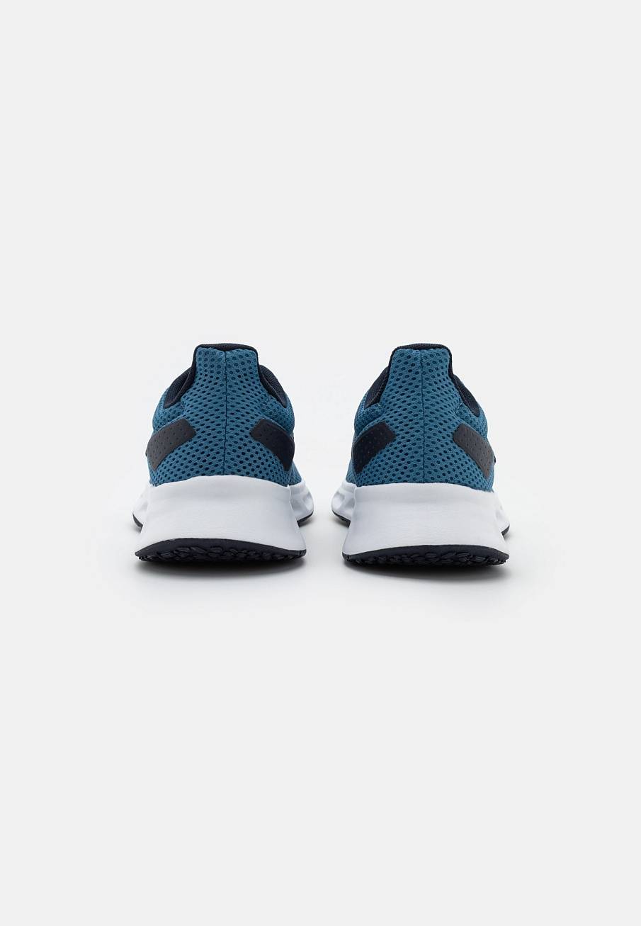 Фото № 3 с приближением к товару «‎Adidas Showtheway 2.0»