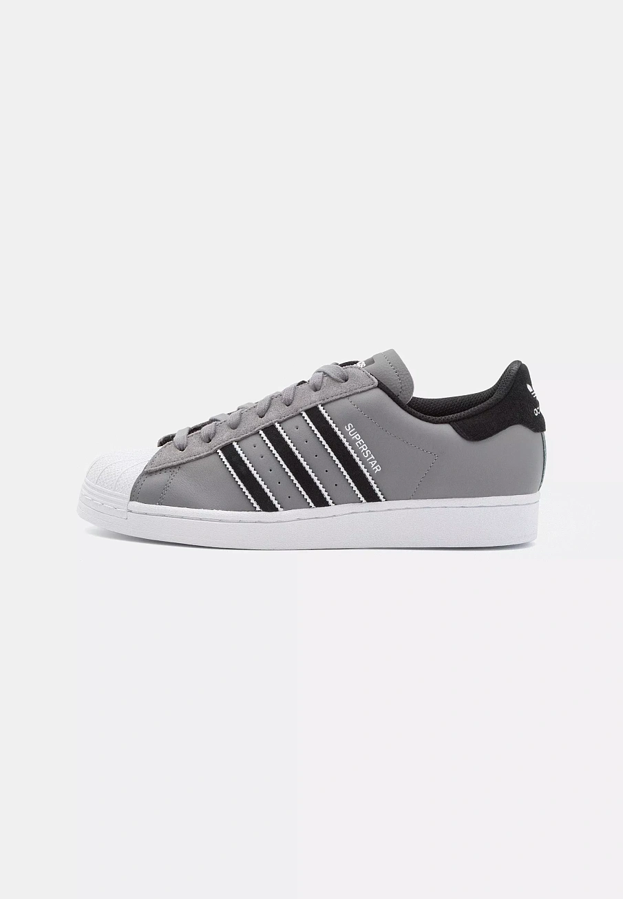 Фото № 1 с приближением к товару «‎SUPERSTAR UNISEX»