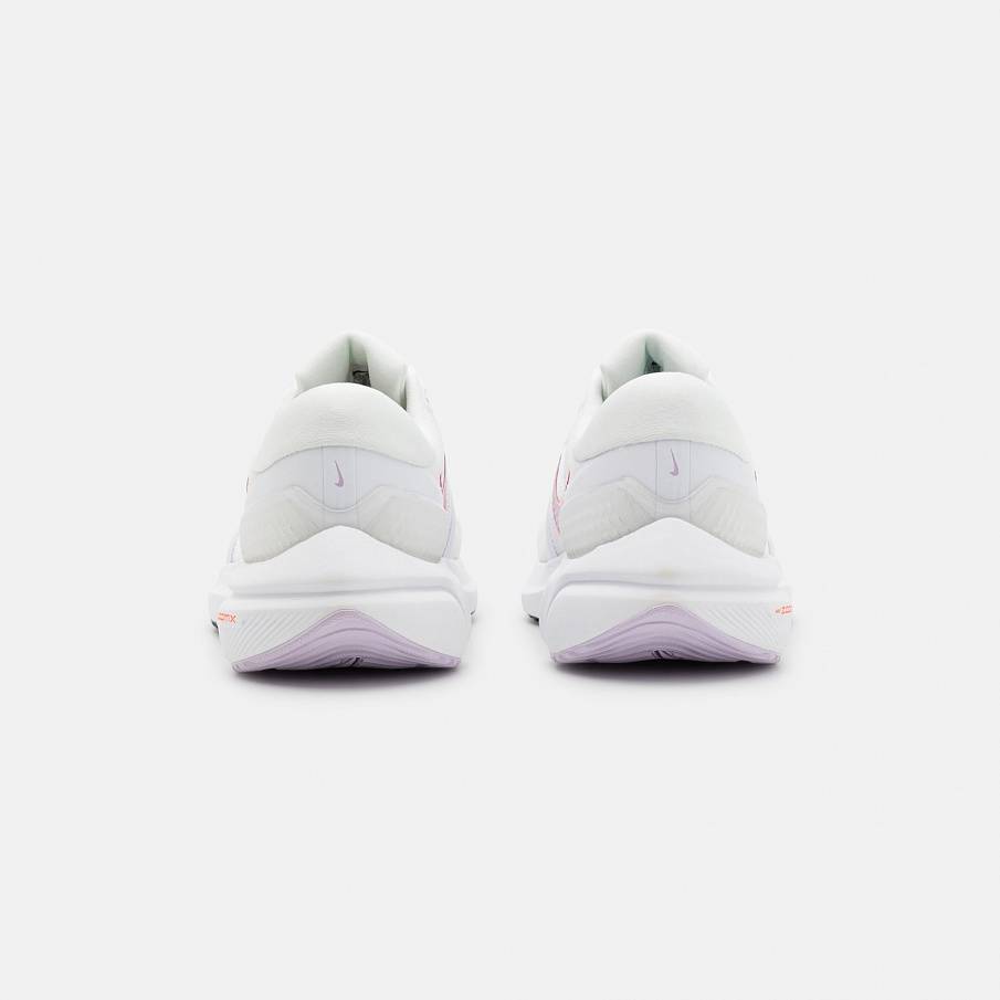 Фото № 5 с приближением к товару «‎Nike Air Zoom Vomero»