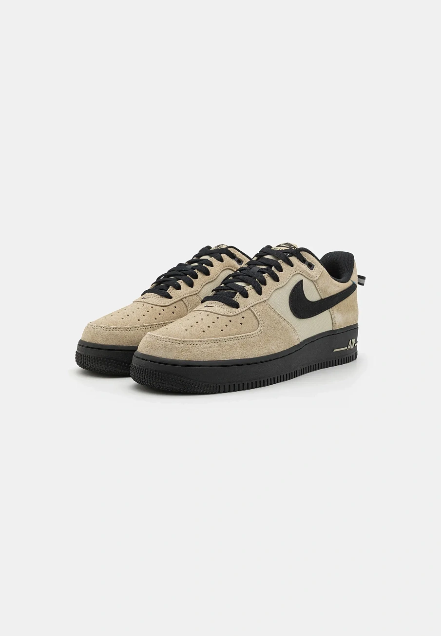 Фото № 2 с приближением к товару «‎AIR FORCE 1 '07 LV8 UNISEX»