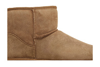 Фото № 3 с приближением к товару «‎UGG Classic Mini Boot Chestnut»