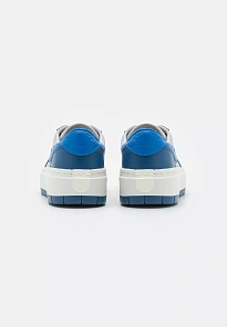 Фото № 2 с приближением к товару «‎AIR JORDAN 1 ELEVATE»