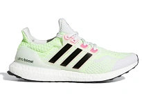 Фото № 1 с приближением к товару «‎adidas Ultra Boost 5.0 DNA Glow in the Dark White Black »