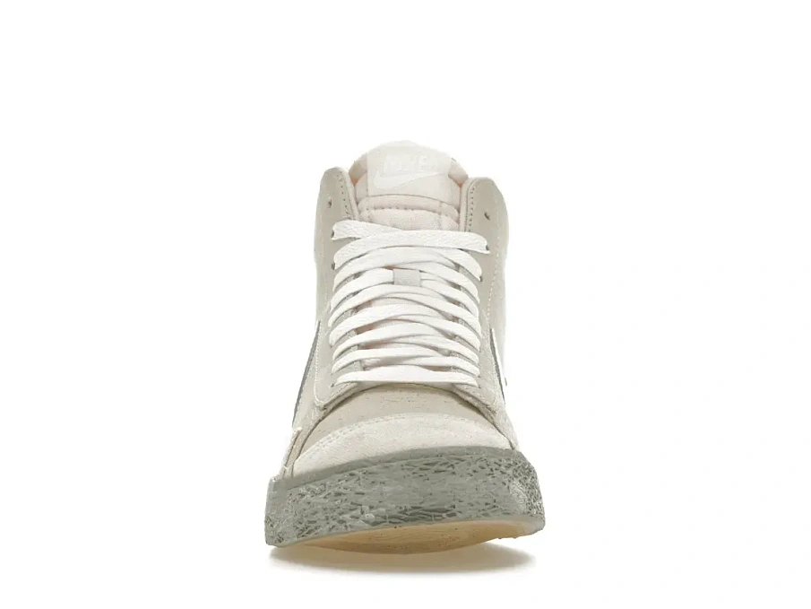 Фото № 2 с приближением к товару «‎Nike Blazer Mid '77 EMB Summit White Phantom»